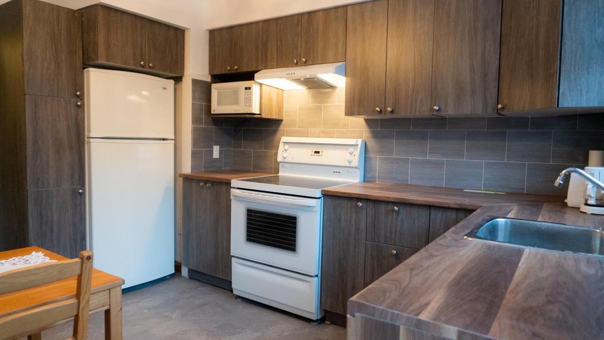 Montreal Homes - Affordable Rooms, Smart Tv, Shared Kitchen المظهر الخارجي الصورة